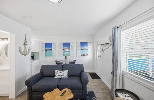 107-Waterfront-Walk to beach-Lovely - Foto 4