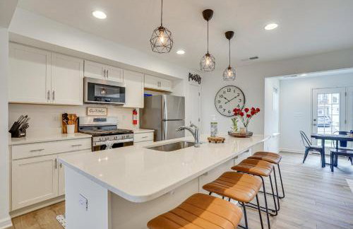 Great for Families! Townhome 9 Mi to Harpers Ferry - Foto 9