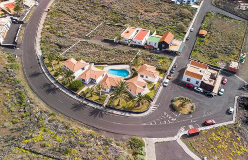 Bungalows Los Roques de Salmor - Foto 1