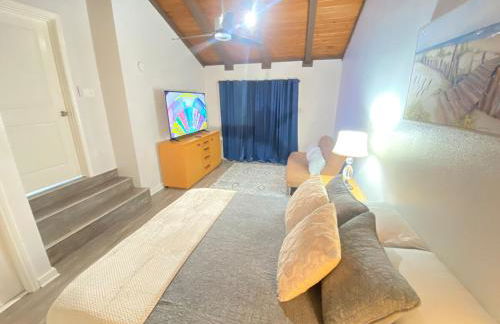 BonVoyage-Sleep&Sail Overnight Stays-Sleeps 6-8 - Foto 36