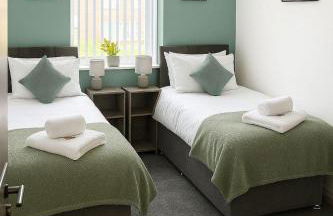 2 Bed Flat - Sleeps 5 - Parking - Wifi - Photo 2