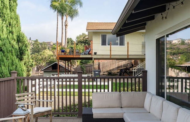 Spacious and Bright 5-bedroom Oasis Pool and Yard - Foto 24