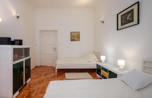 Top Location Downtown & Beach Bacvice Apartment - Foto 15