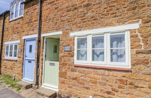 Treacle Cottage - Photo 3