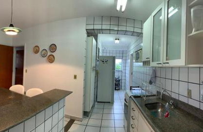 Apartamento Pé na Areia e águas tranquilas no centro de Guarapari - Foto 8