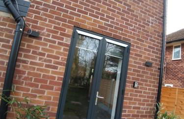 The Annexe Cheadle Hulme - Photo 9
