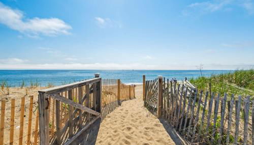 Beachfront Parking Salisbury Beach Retreat - Foto 5