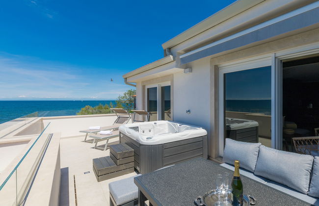 Penthouse Mira - Photo 13