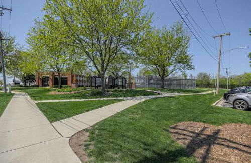 Comfy One Bed Apartment in Forest Park - Foto 21