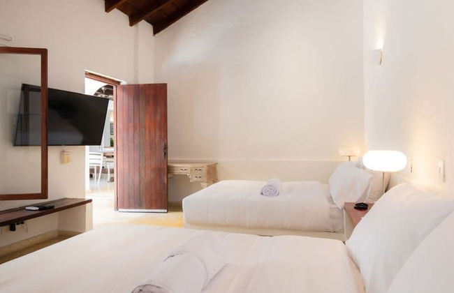 w Vibrant House 5BR w Pool n AC in Cartagena - Photo 25