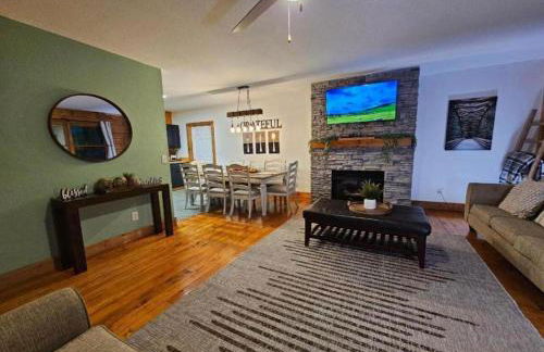 Saluda Summit Cabin at Cabin Fever - Foto 30