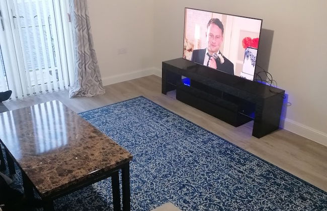 Remarkable 1-bed Apartment in Luton - Foto 1