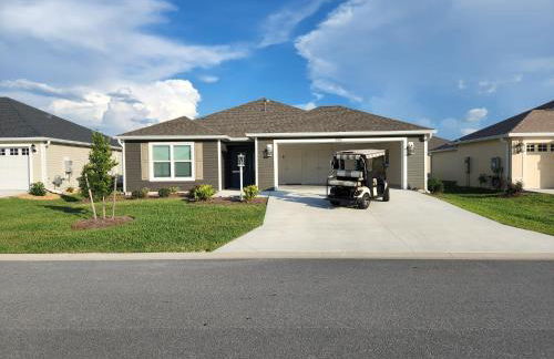 5991 Z5 VILLAGE OF ST. CATHERINE by REMAX Premier - Foto 1