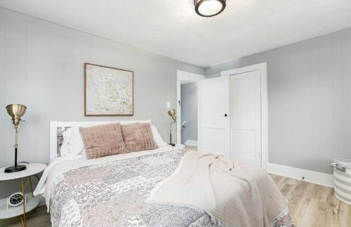 South Bend Serenity 3BR 2 Miles From ND - Foto 16