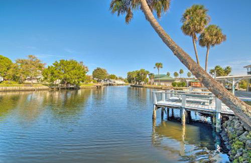 Boat Dock and Porch Riverfront Retreat in Homosassa - Photo 2