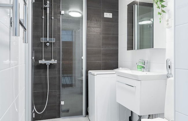 Newly Renovated 1BR Home that Hosts up to 8 Guests - Foto 13