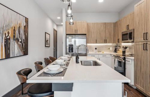 Travel Nurse Favorite - 30 plus Day Friendly - Foto 6