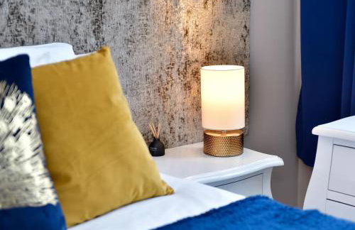 Beautiful 1 Bedroom Apartment in Newport Centre - Pass the Keys - Foto 18