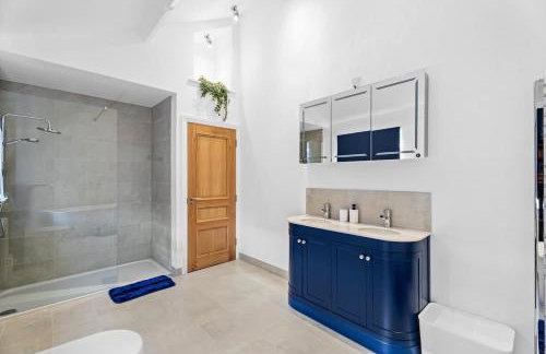 Luxury Grade II Townhouse Jewellery Quarter Sleeps 11 Spa Bathroom Birmingham City Centre - Foto 23