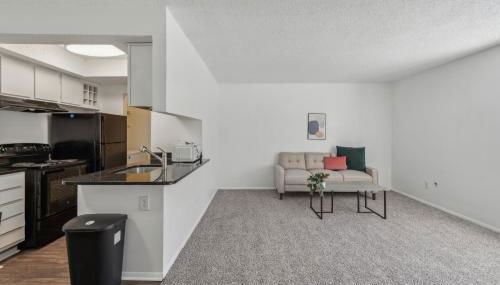 Northcliffe 104 I Fully Furnished 1 Bedroom 1Bth - Foto 2