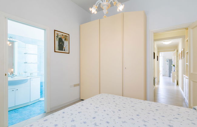 Ponente N.2 - Foto 14