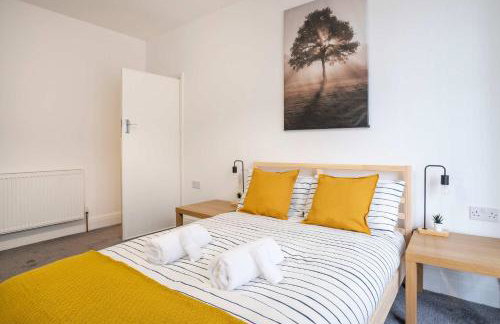 Walk to the Beach- Family-Friendly 4BR-Parking - Foto 10