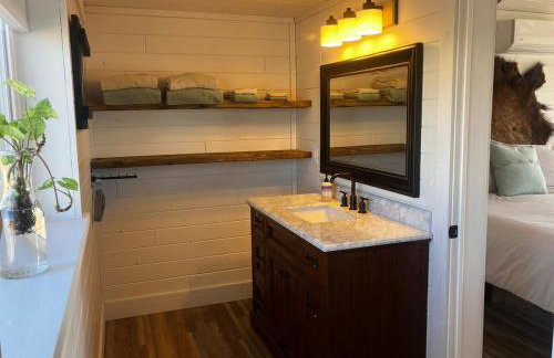 New Listing! River Front! - Foto 9