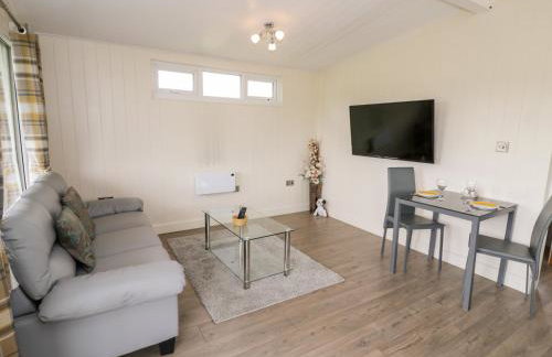 Cotswold View 3 - Photo 3