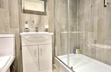 Stunning Apartment -Quick Access to Central London - Foto 19