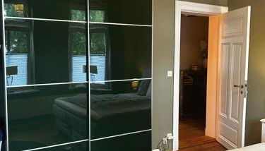 Deluxe Altbaucharme in zentraler Lage - Foto 3, wardrobe