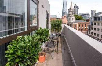 7 Borough Apartments - Spacious 2-Bed, 2-Bath in Prime Location - Foto 9