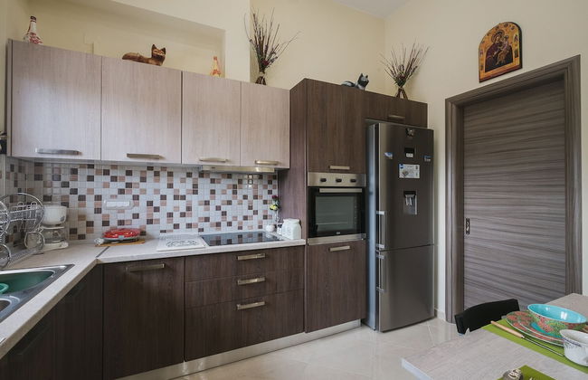 Spacious & New fully equipped Home with Parking - Foto 19