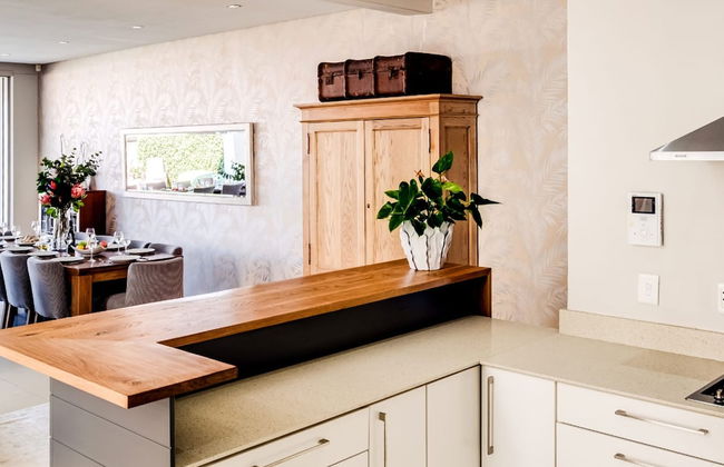 Seaside Elegance at Numa Villa - Foto 38