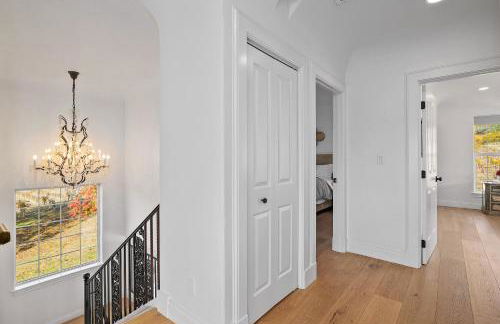 Starry Oak Vineyard Retreat w Hot Tub - Foto 25