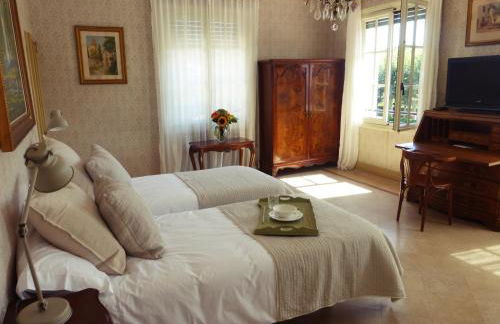 Espectacular Casa Chateau en el centro de Olot - Foto 12