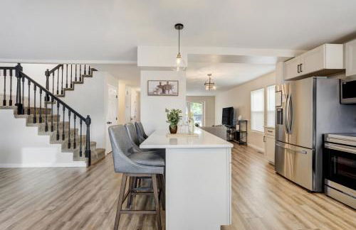 Modern 6BR Home in Briargate - Foto 15