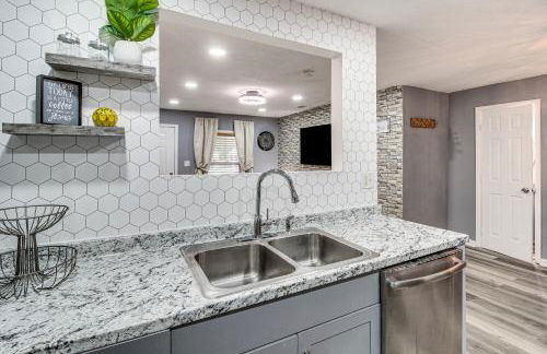 Inviting Savannah Home with Yard 3 Mi to Downtown! - Foto 10