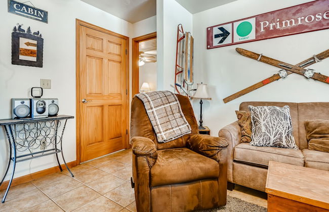 Streamside Lane Condos by CRMR - Foto 27