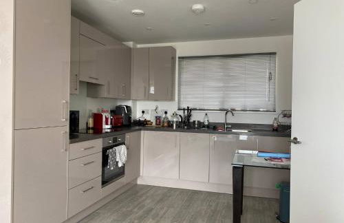 Entire Riverside Apartment with Balcony - Foto 4