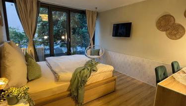 Bohemian Chic Sage Dreams - Munich Central Station - Foto 5