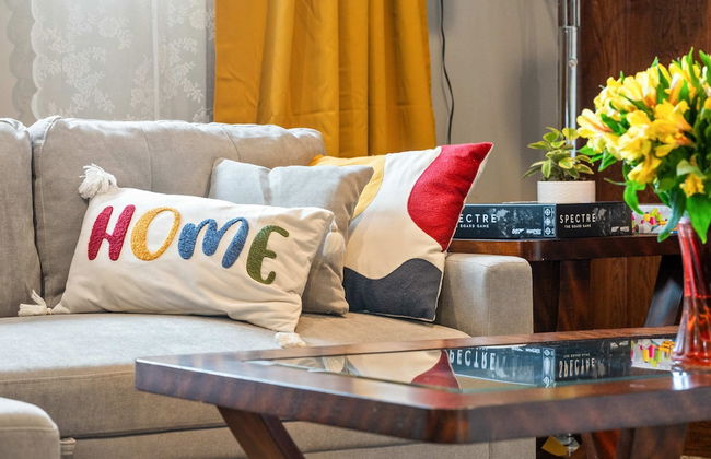 NEW Near Golf Yoga Classes Private Suite Wine - Photo 10