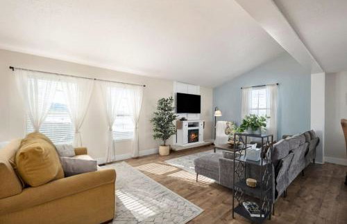 Family Getaway and Modern Farmhouse - Foto 2