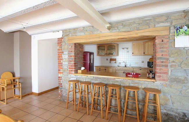 Former Farmhouse in Adorned Village - Foto 11