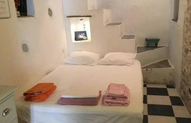 Traditional Medieval Stone house in "Ano Syros" - Foto 16