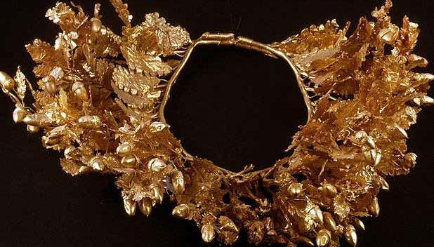 Uno dei pezzi esposti a Pella