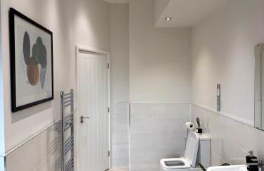 Luxe Duplex Penthouse Stay in Leeds Centre - Free Parking - Foto 31