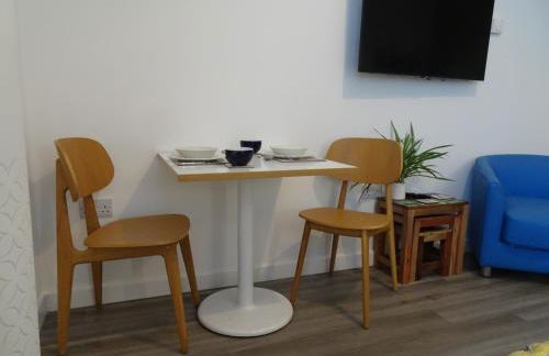 Modern Barn Conversion - Photo 13