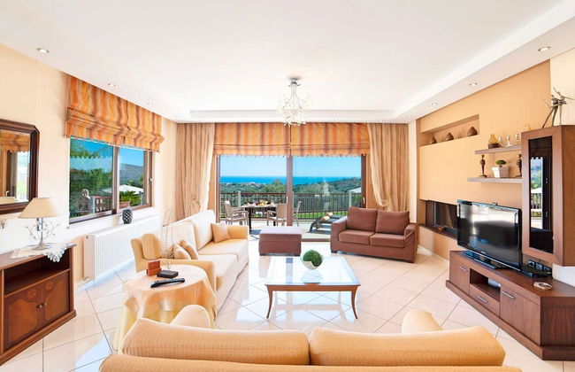 3 Villas Next to Each Other with Pool & Sea View - Foto 6