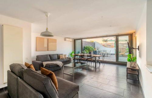 The Collection Barcelona - Amazing 3 bedroom penthouse in Plaza España - Photo 1