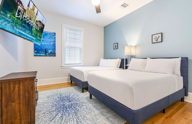 Spacious 5BR Urban Retreat with Balcony & Pool - Foto 68